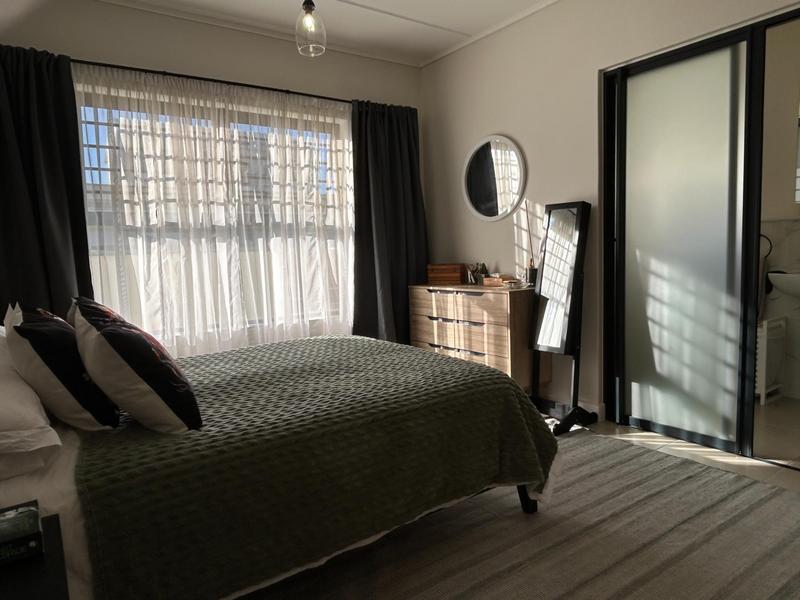 To Let 3 Bedroom Property for Rent in Sandown Western Cape